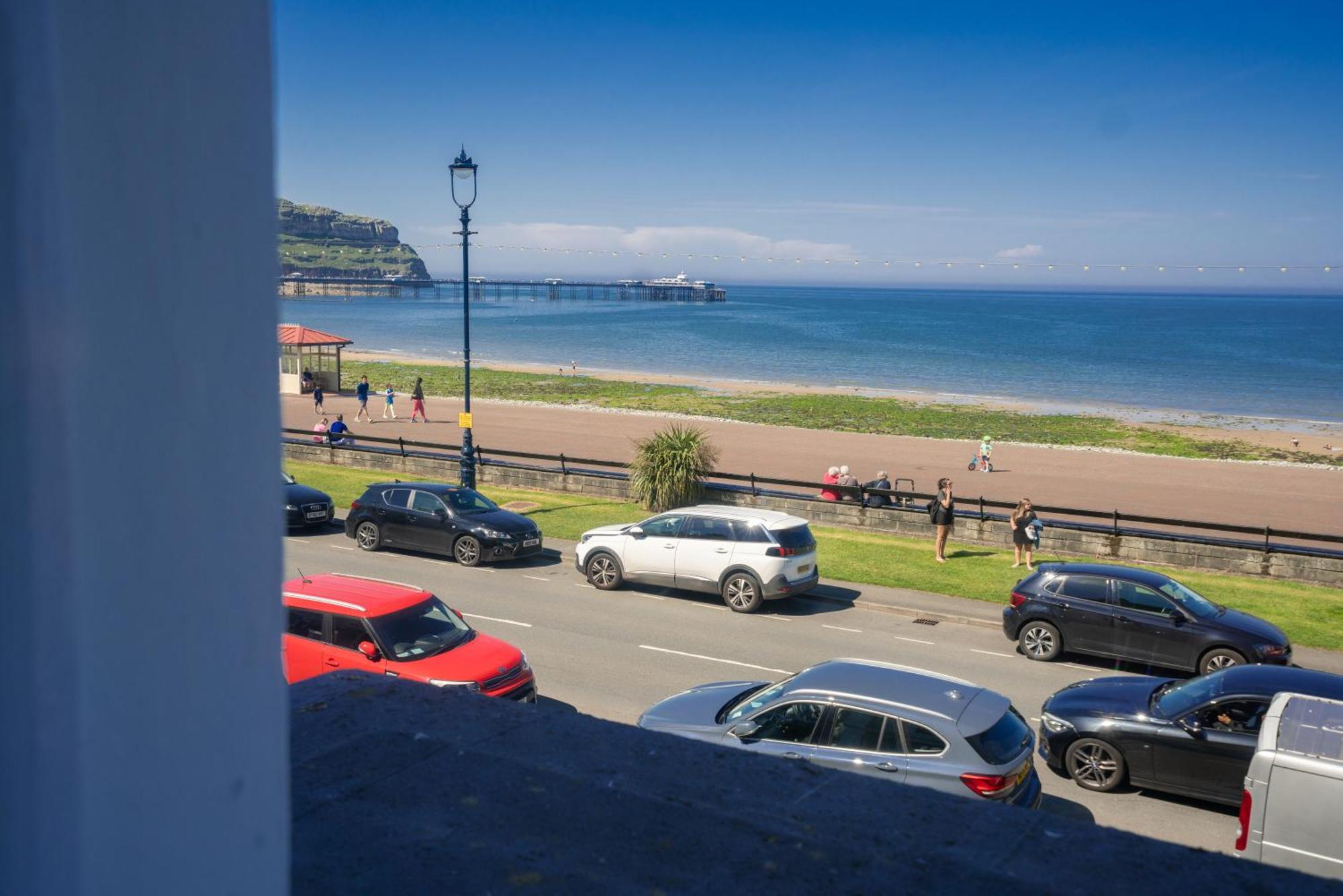 The Central Hotel Llandudno Luaran gambar