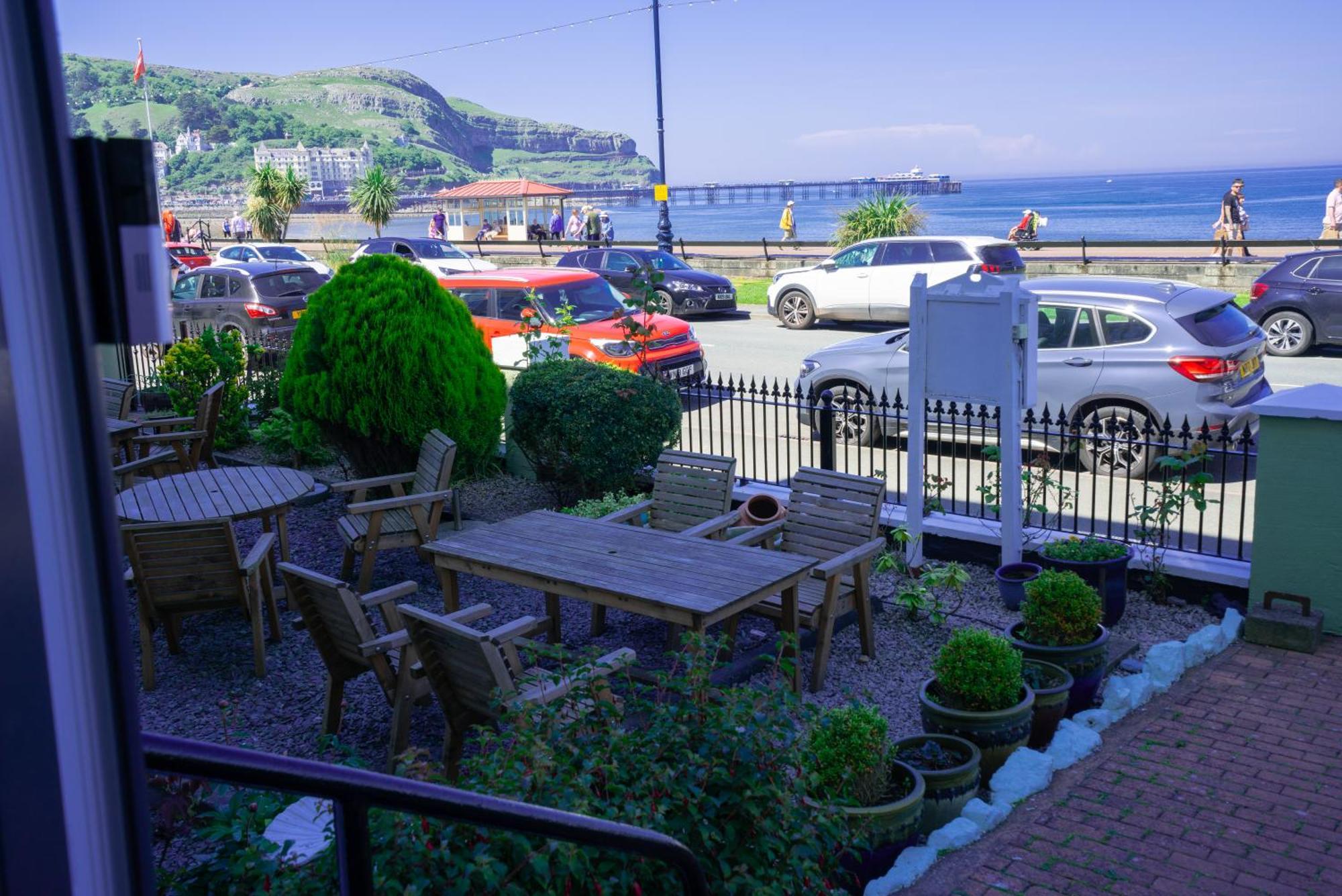 The Central Hotel Llandudno Luaran gambar